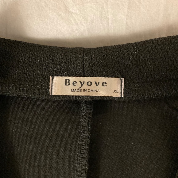 Black Lightweight Jacket - Picture 6 of 7